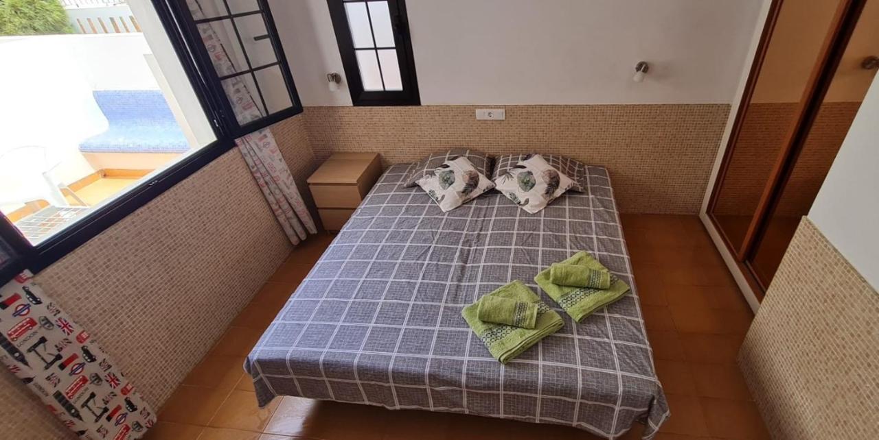 Апартаменти Comodo Apartamento En Калета-де-Фусте Екстер'єр фото